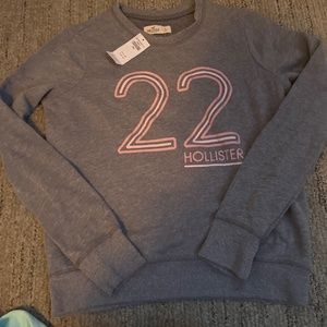 Hollister crew neck sweatshirt  NWT